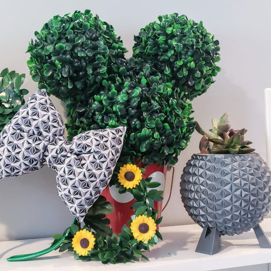 DIY Mickey Topiary