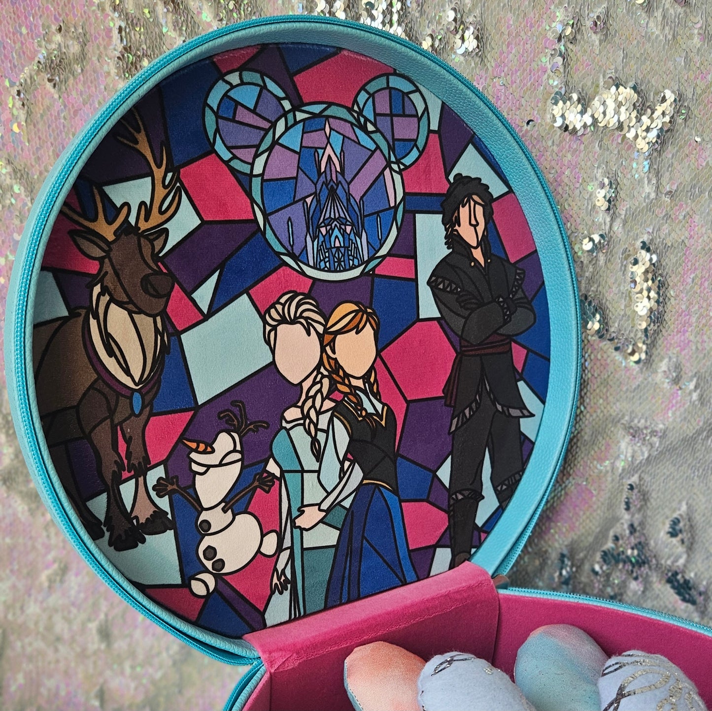 Sisters CollectEar Ear Carrier Travel Case