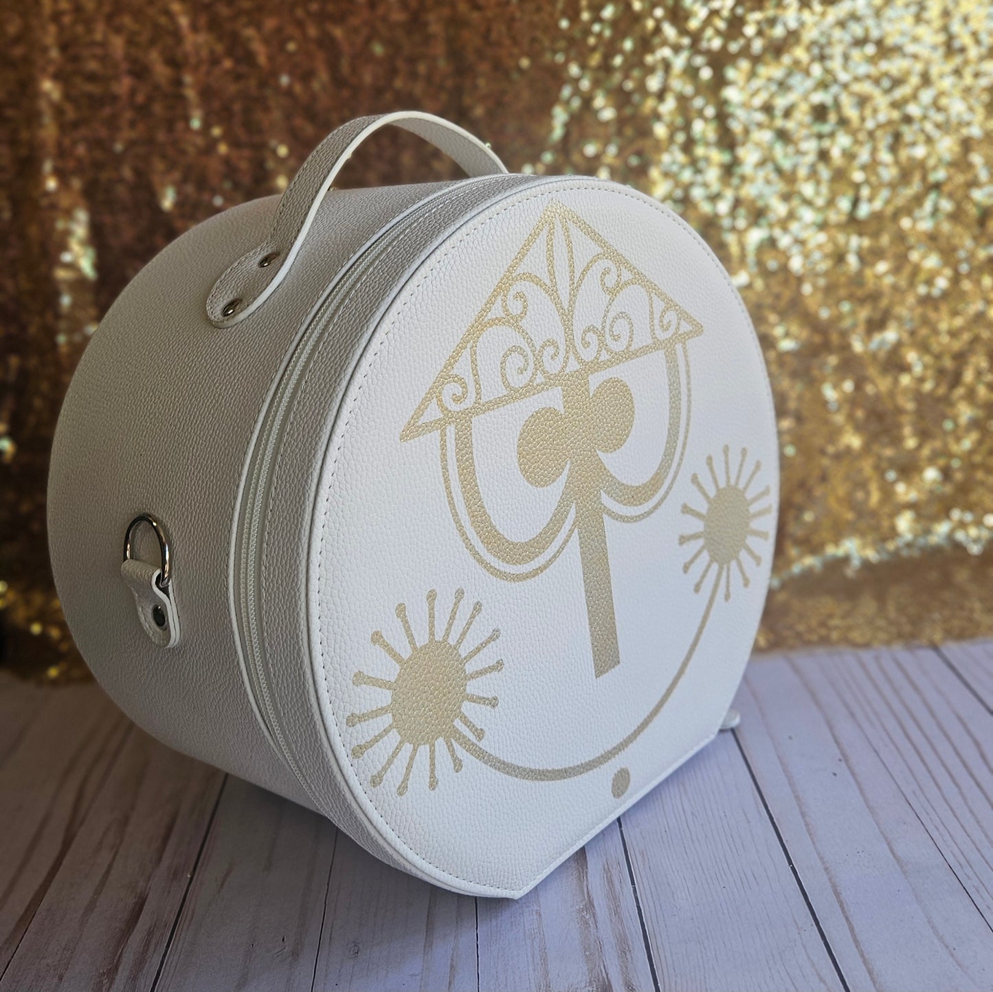 Friendly Clock CollectEar Ear Carrier Travel Case