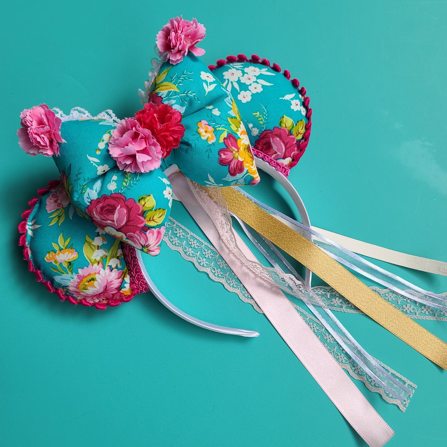 Magic in Manhattan Puffy Bow Headband