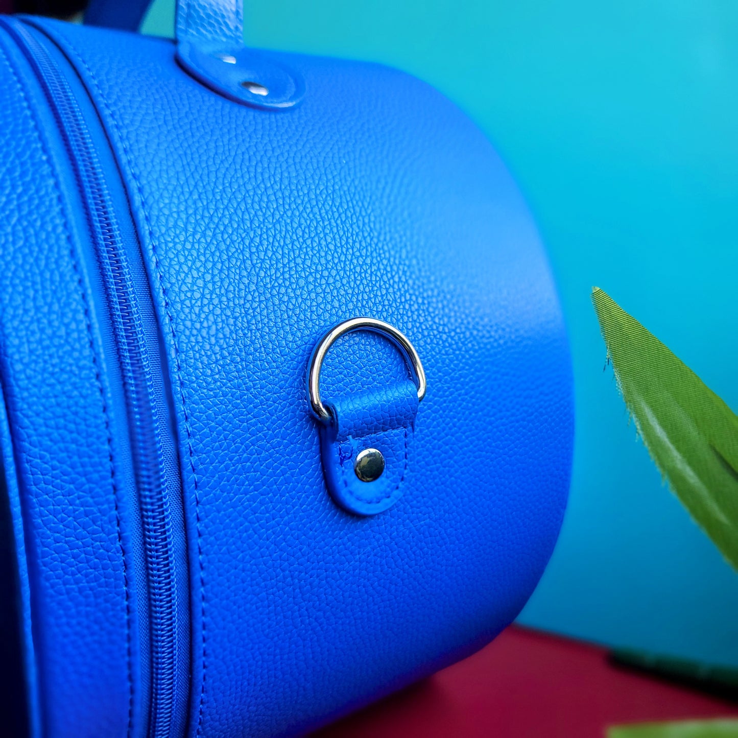 Aloha Experiment CollectEar Ear Carrier Travel Case
