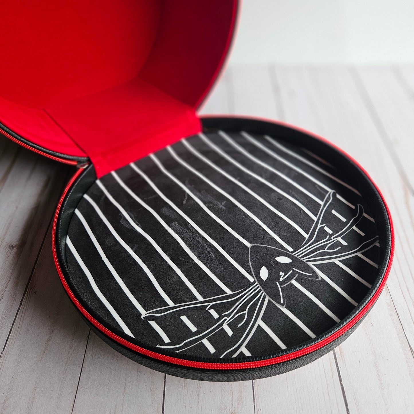 Bone Daddy CollectEar Ear Carrier Travel Case