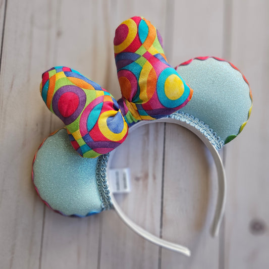 Small World Puffy Bowtique Bow