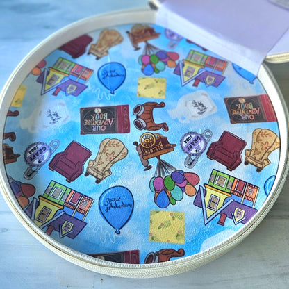 Love Story CollectEar Ear Carrier Travel Case