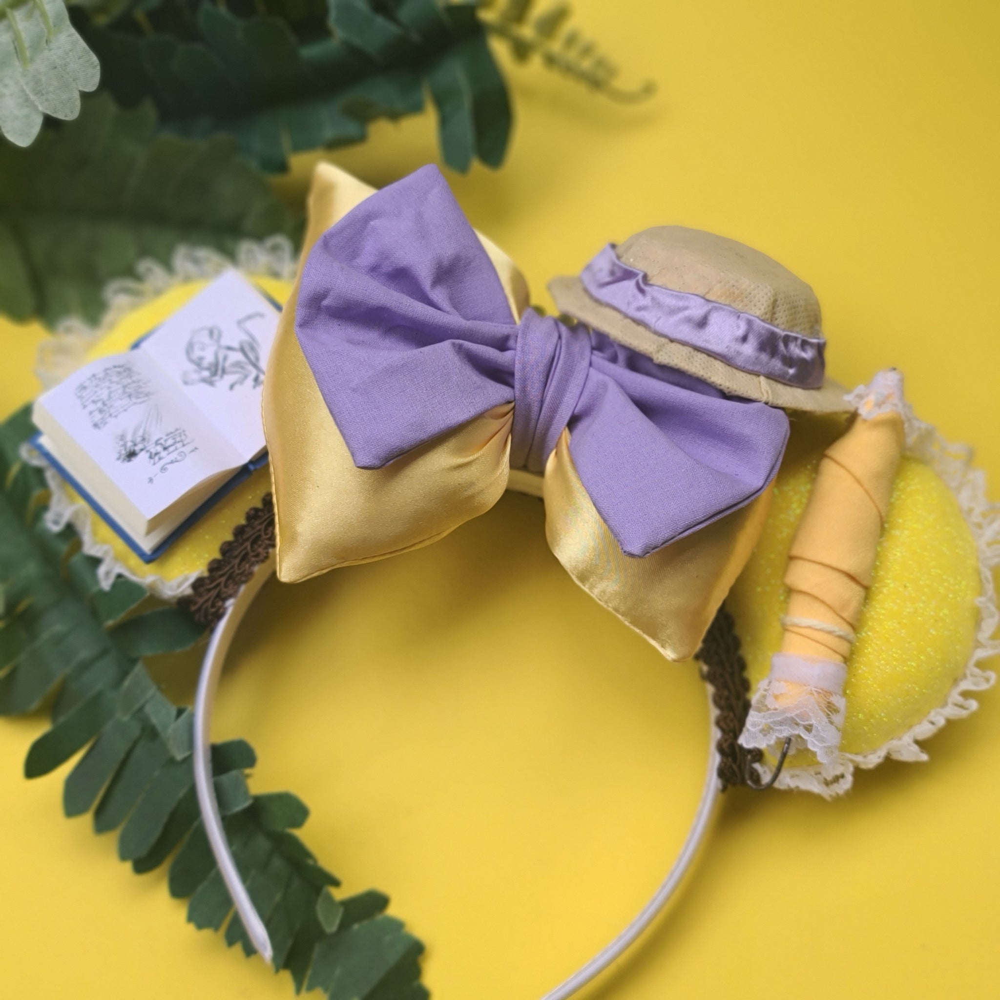 Female Explorer Puffy Bow